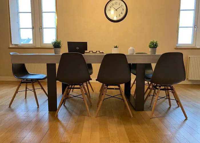 Daire Historical Town Center Spacious Flat *